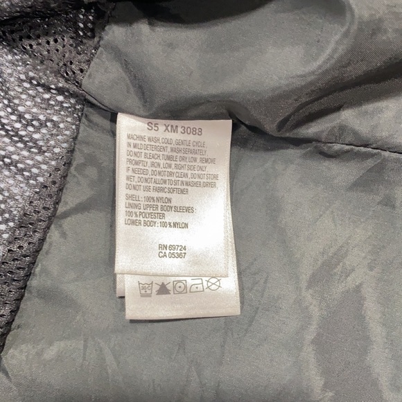 Men’s Columbia sportswear jacket. Size large. Used but in like new condition. - Picture 8 of 9